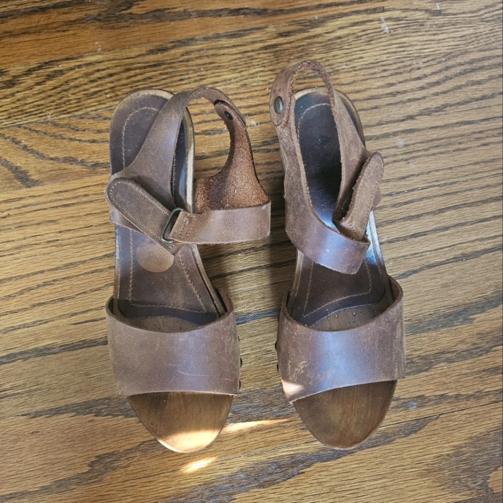A. Gianetti Clog Wooden Heel Leather Sandals